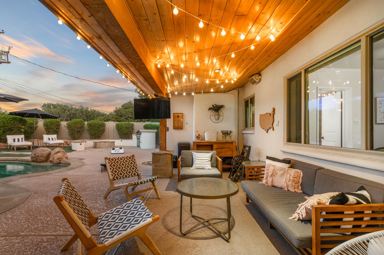 covered patio with seating