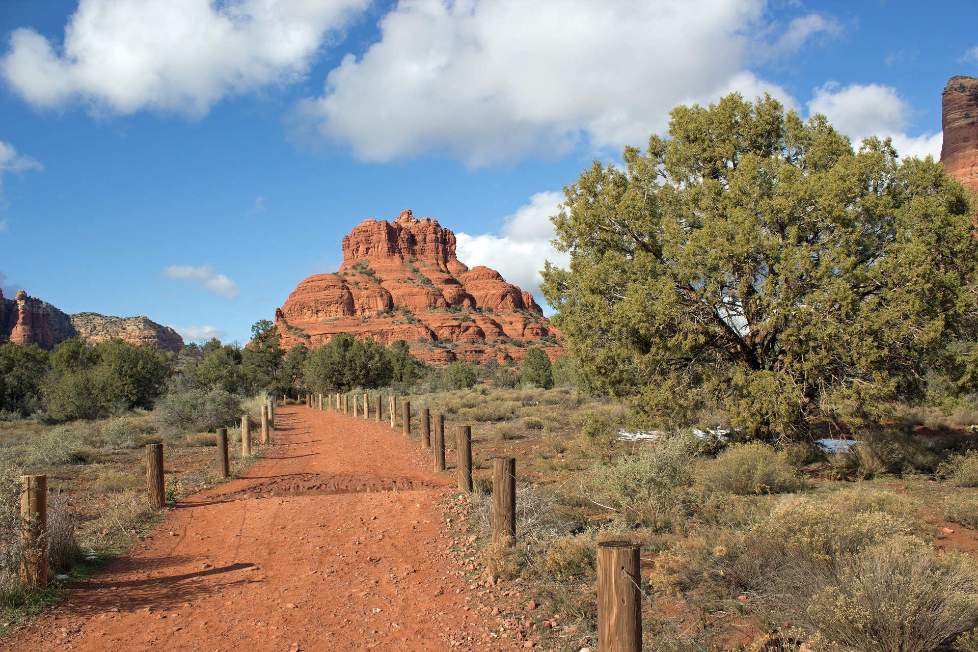 trail leading to red rock mountain