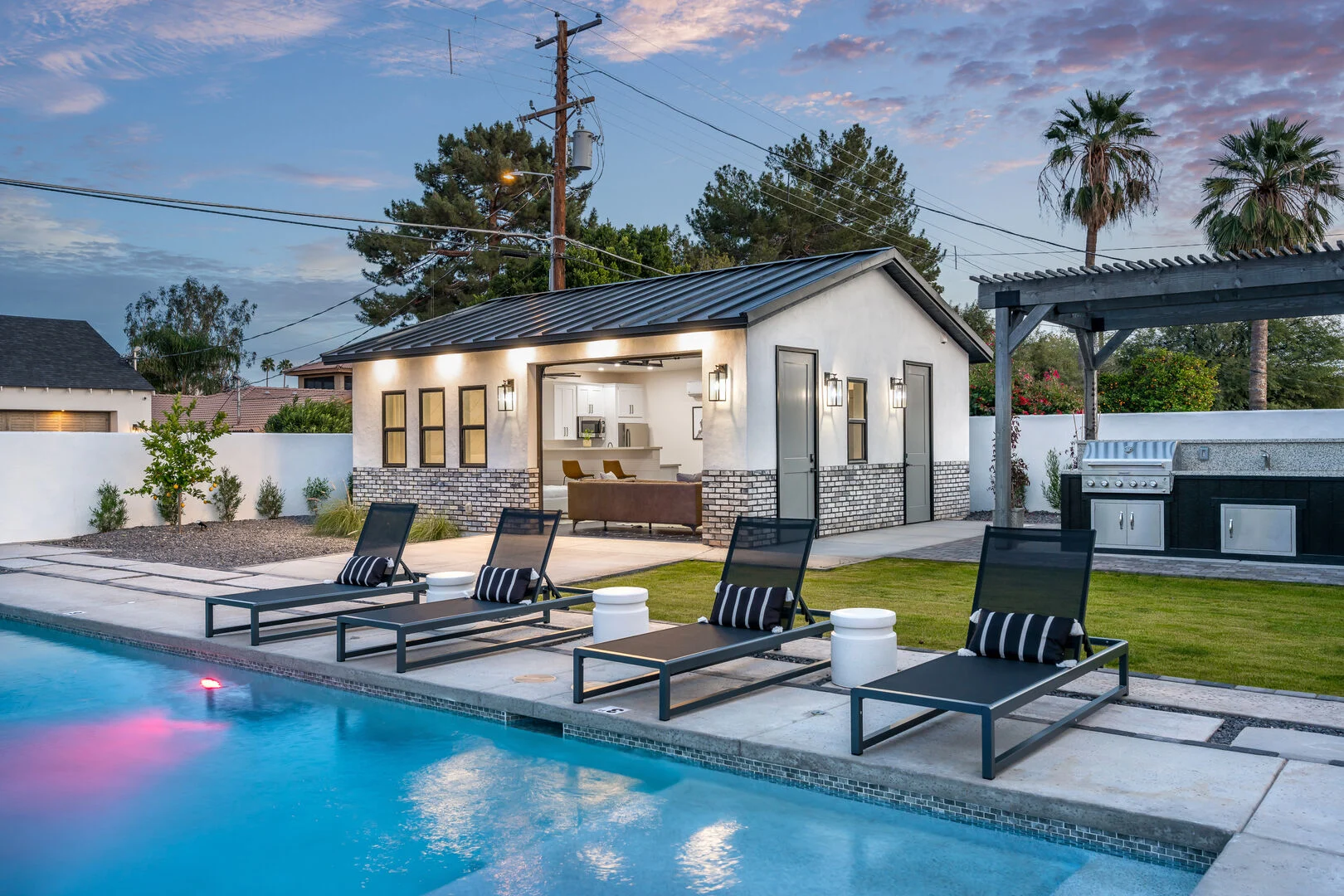 Phoenix Vacation Rentals with Pool